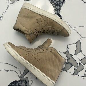 Converse Mid Vintage/Khaki Sneakers, Men’s 5 or Women’s 6.5